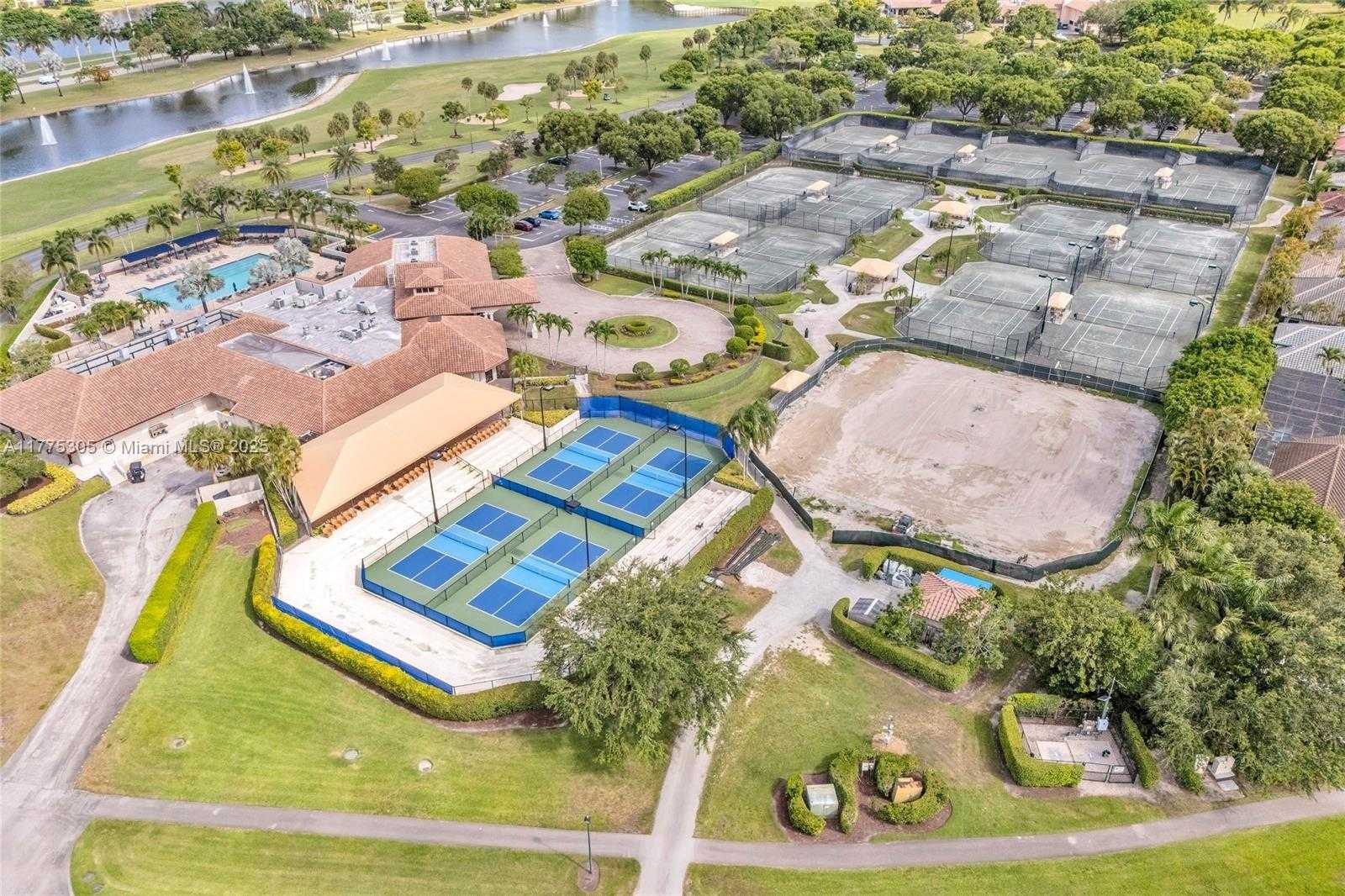 Small Image of 23274 ALORA DR, Boca Raton Number 44