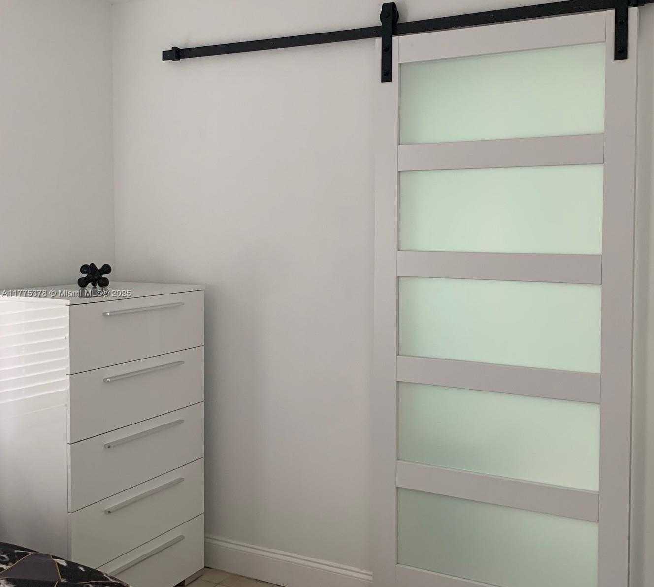 Small Image of 2514 ADAMS ST, Hollywood Number 10