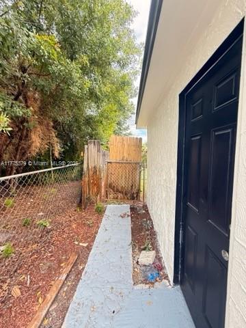 Small Image of 4529 SOUTH WEST 24TH ST, Fort Lauderdale Number 16