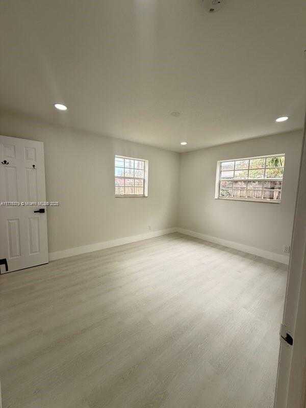 Small Image of 4529 SOUTH WEST 24TH ST, Fort Lauderdale Number 23