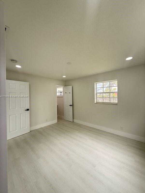 Small Image of 4529 SOUTH WEST 24TH ST, Fort Lauderdale Number 25