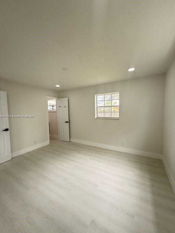 Small Image of 4529 SOUTH WEST 24TH ST, Fort Lauderdale Number 26