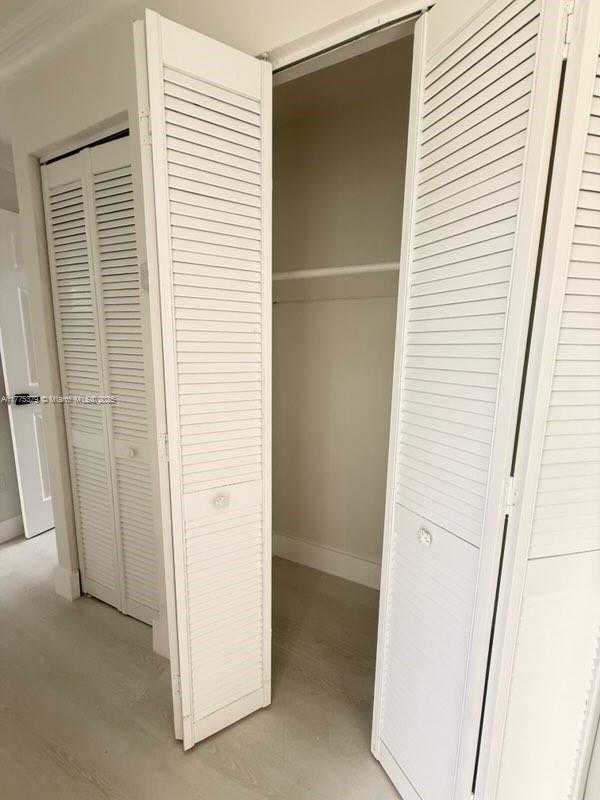 Small Image of 4529 SOUTH WEST 24TH ST, Fort Lauderdale Number 29