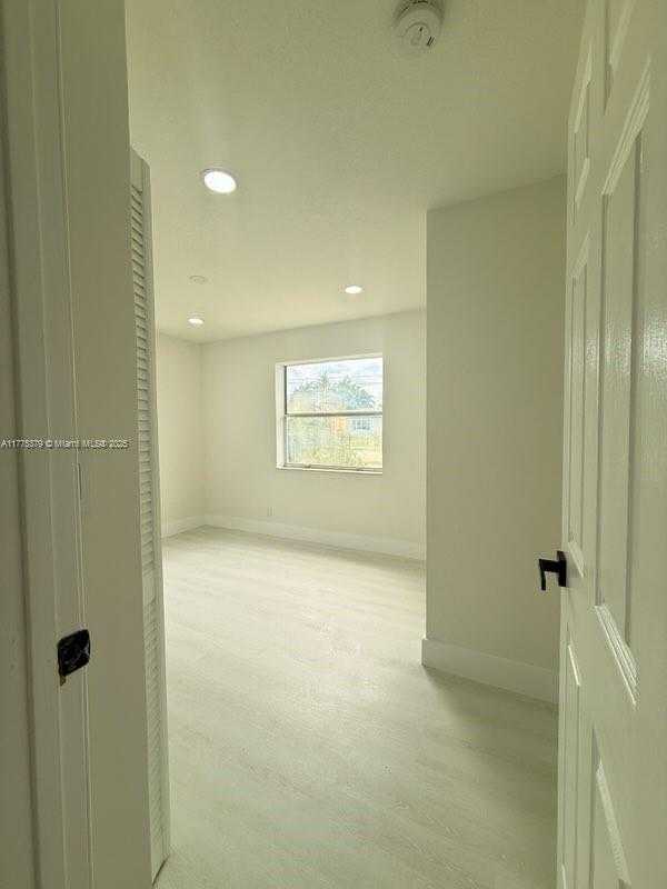 Small Image of 4529 SOUTH WEST 24TH ST, Fort Lauderdale Number 52