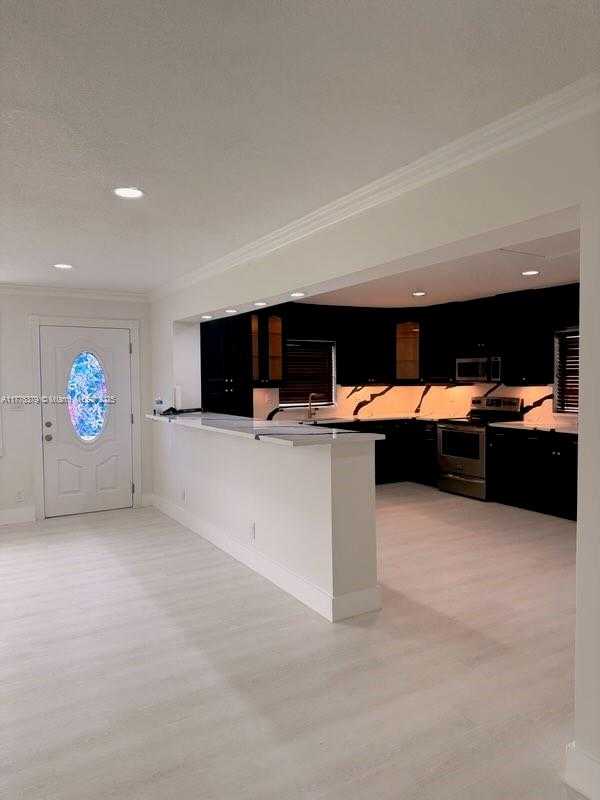 Small Image of 4529 SOUTH WEST 24TH ST, Fort Lauderdale Number 8