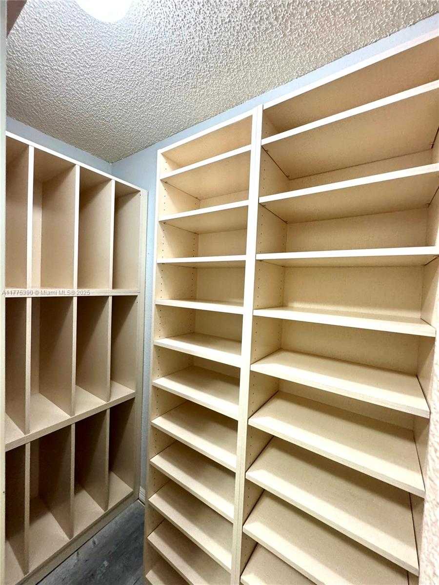 Small Image of 18423 NORTH WEST 9TH ST, Pembroke Pines Number 18