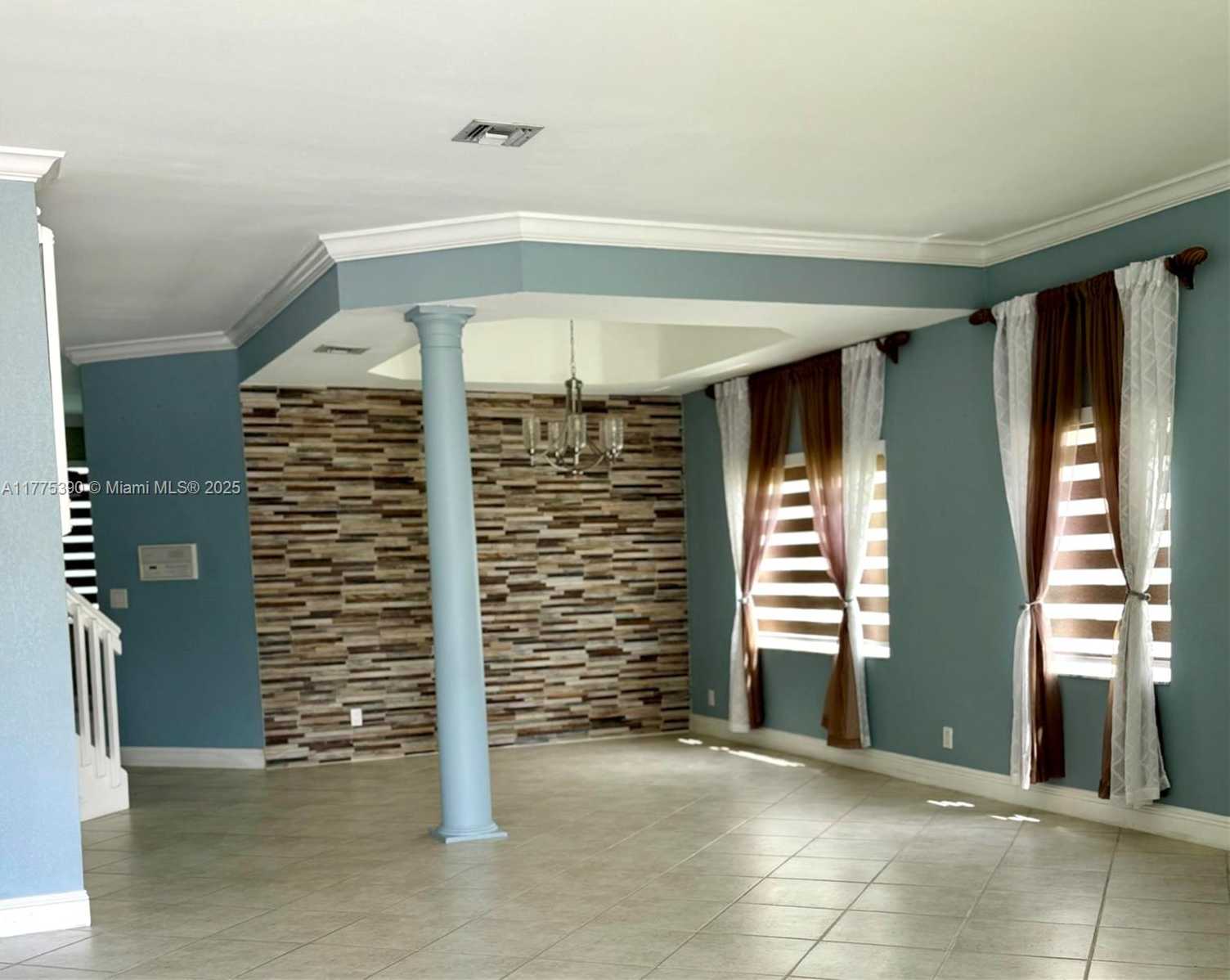 Small Image of 18423 NORTH WEST 9TH ST, Pembroke Pines Number 4