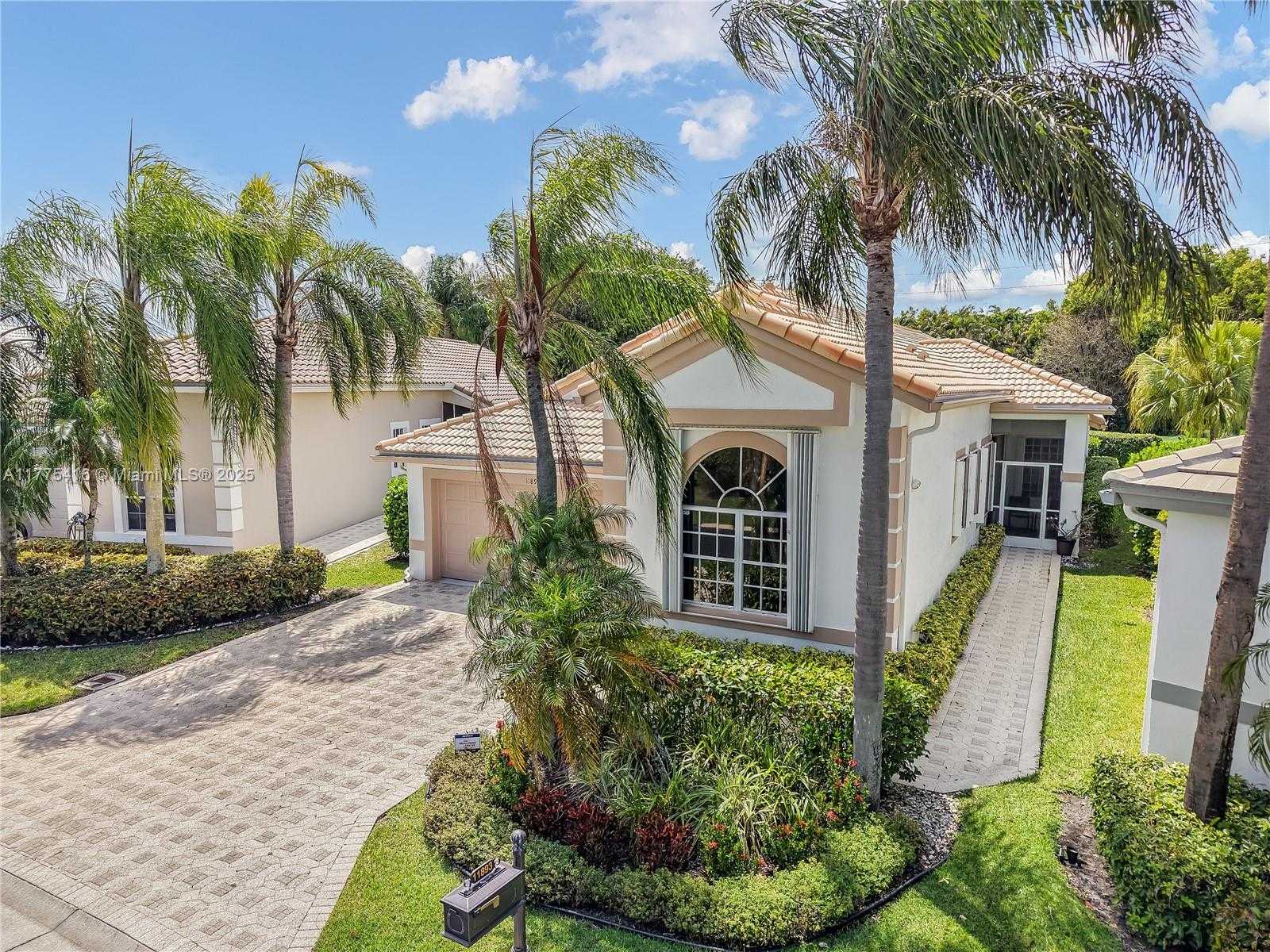 Small Image of 11893 FOUNTAINSIDE CIR, Boynton Beach Number 2