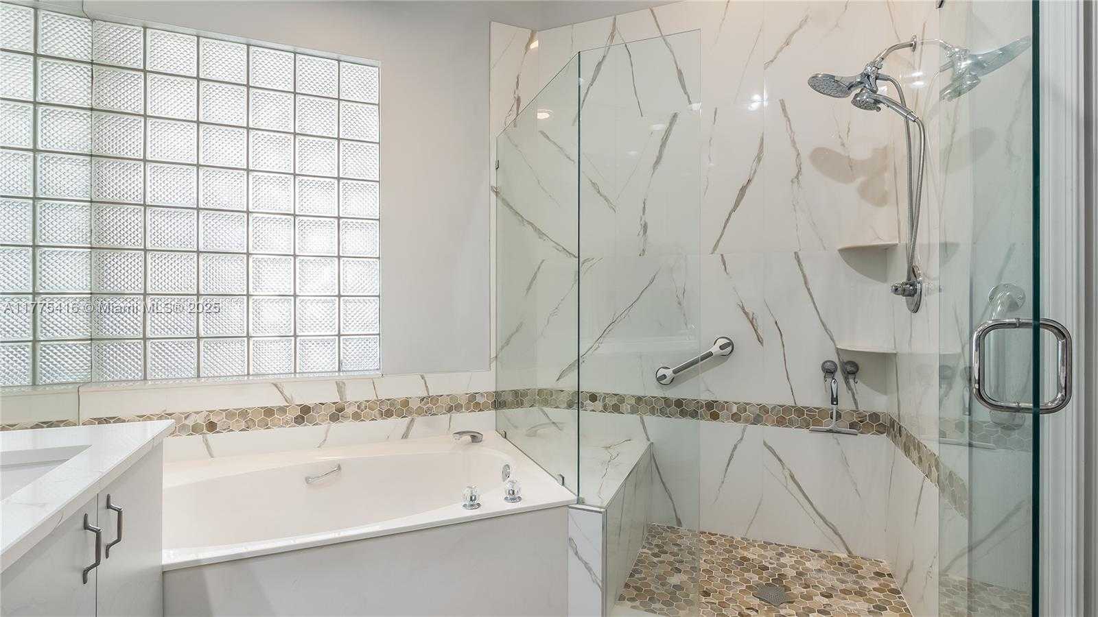 Small Image of 11893 FOUNTAINSIDE CIR, Boynton Beach Number 20