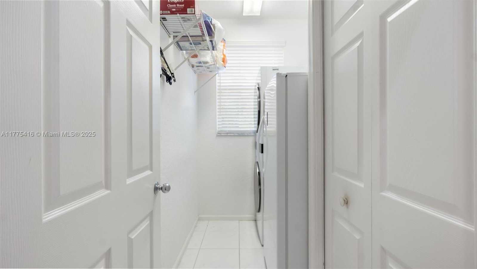 Small Image of 11893 FOUNTAINSIDE CIR, Boynton Beach Number 37