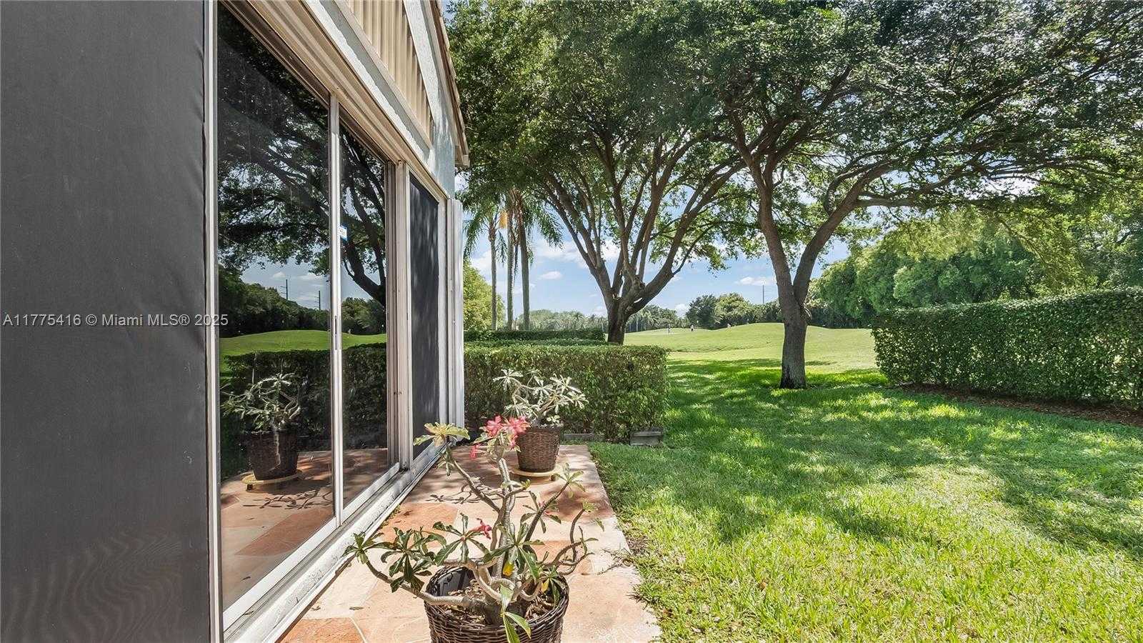Small Image of 11893 FOUNTAINSIDE CIR, Boynton Beach Number 42