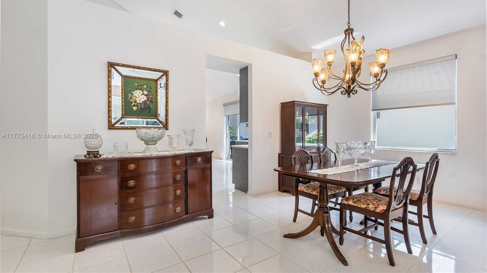 Small Image of 11893 FOUNTAINSIDE CIR, Boynton Beach Number 8