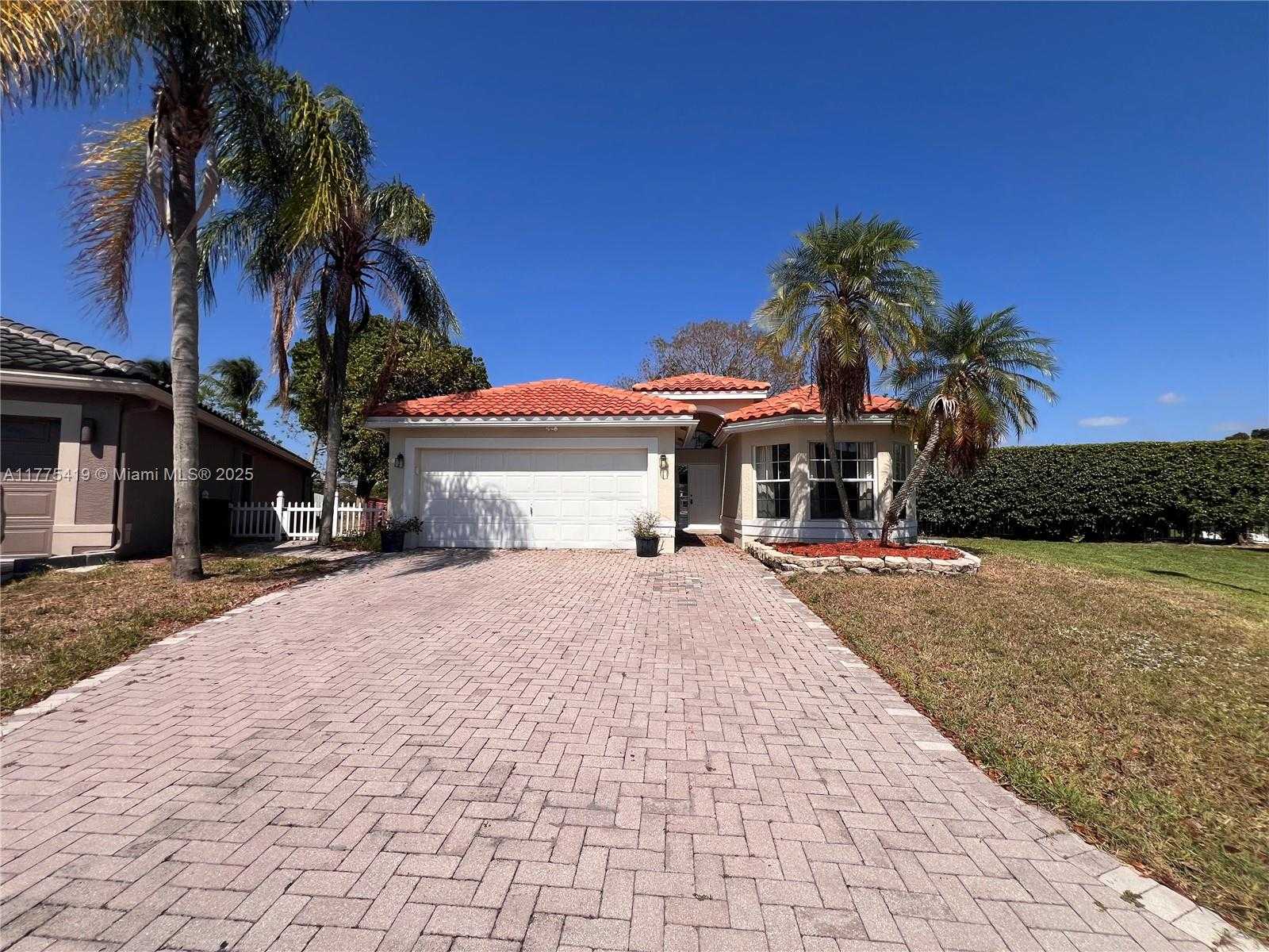 Small Image of 10789 BARQUE CT, Boca Raton Number 2