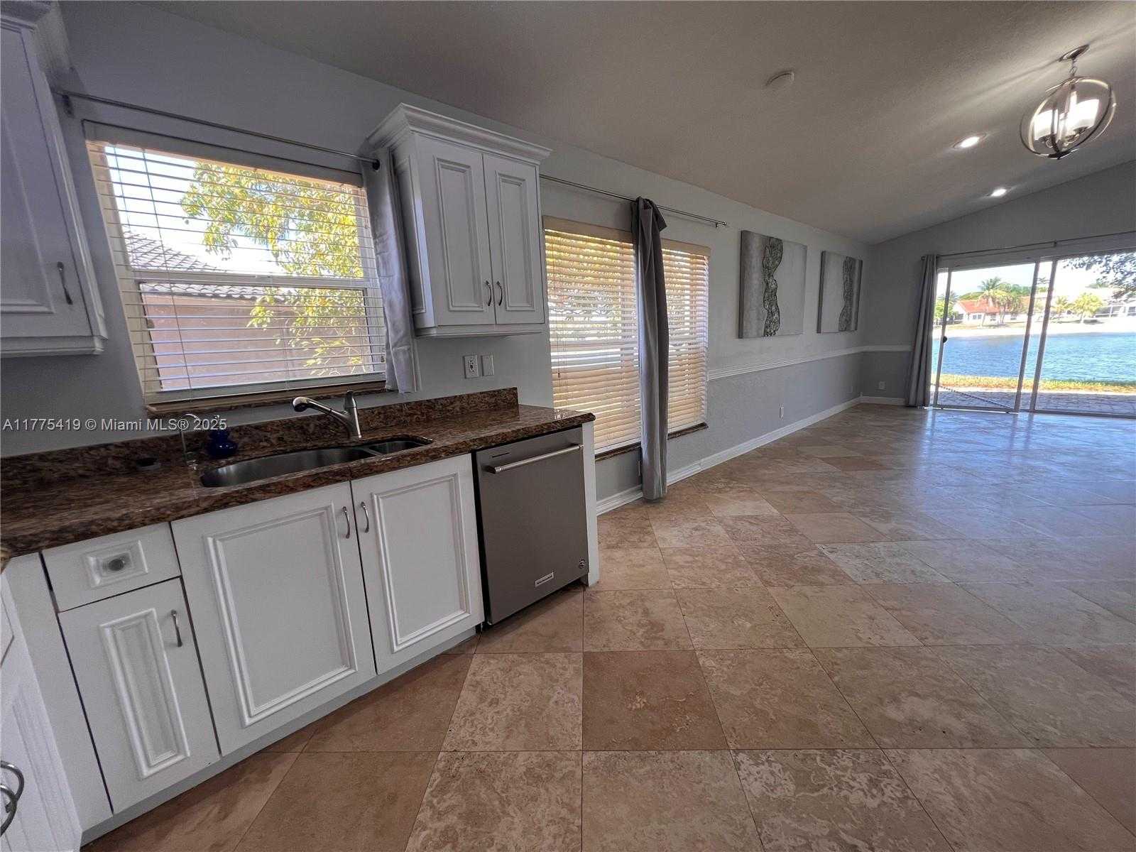 Small Image of 10789 BARQUE CT, Boca Raton Number 22