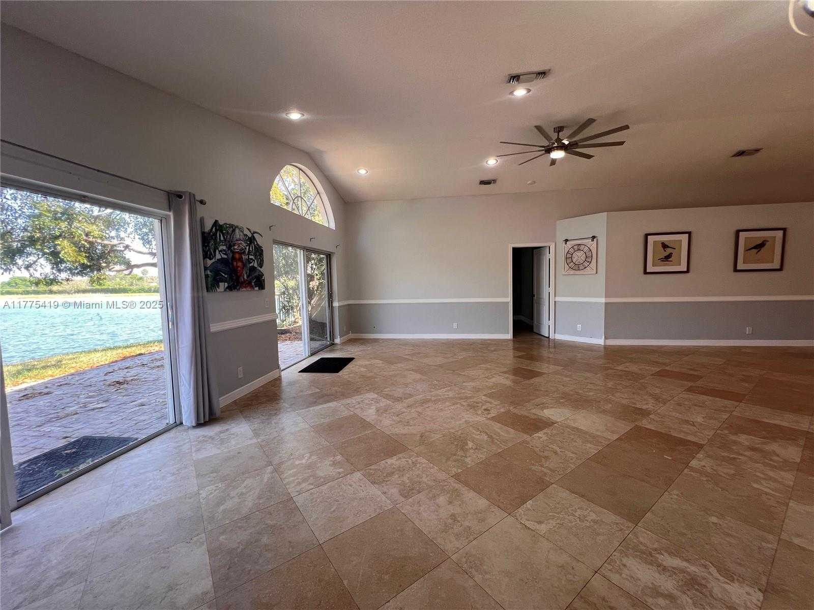 Small Image of 10789 BARQUE CT, Boca Raton Number 25
