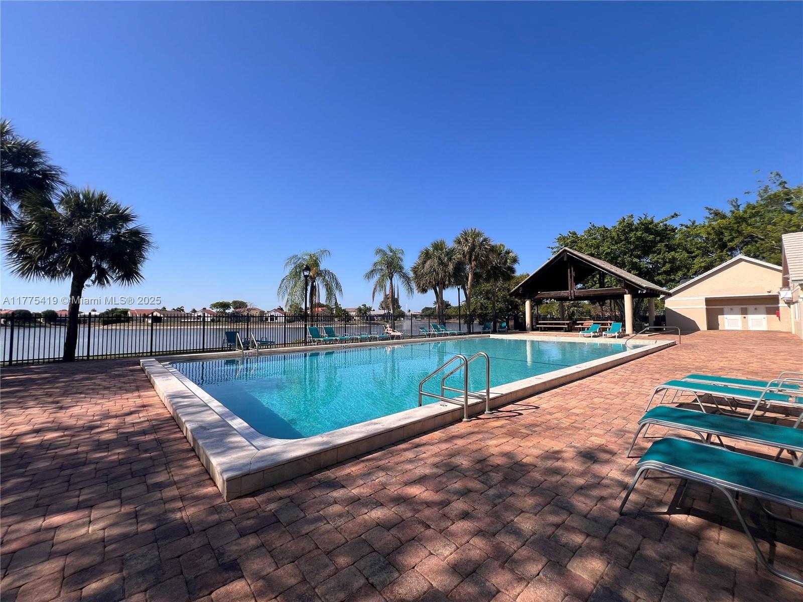 Small Image of 10789 BARQUE CT, Boca Raton Number 40