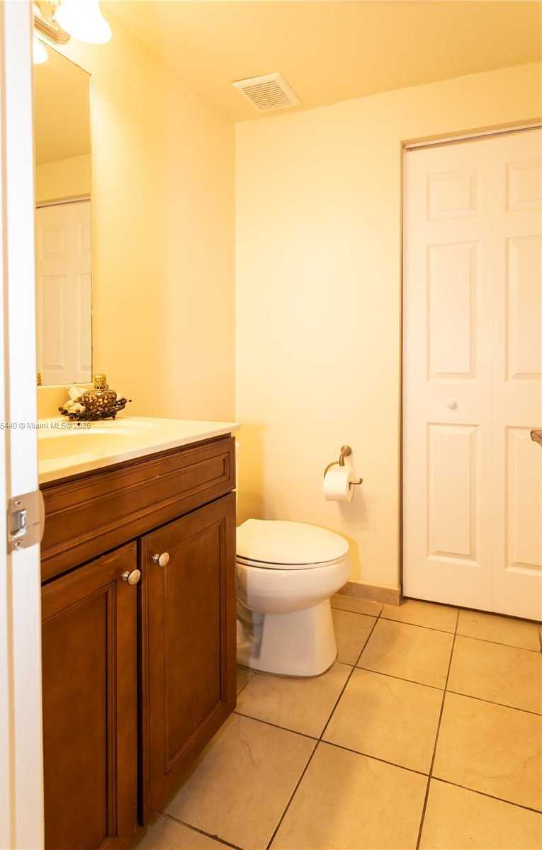Small Image of 10013 NORTH WEST 89TH TER, Doral Number 10