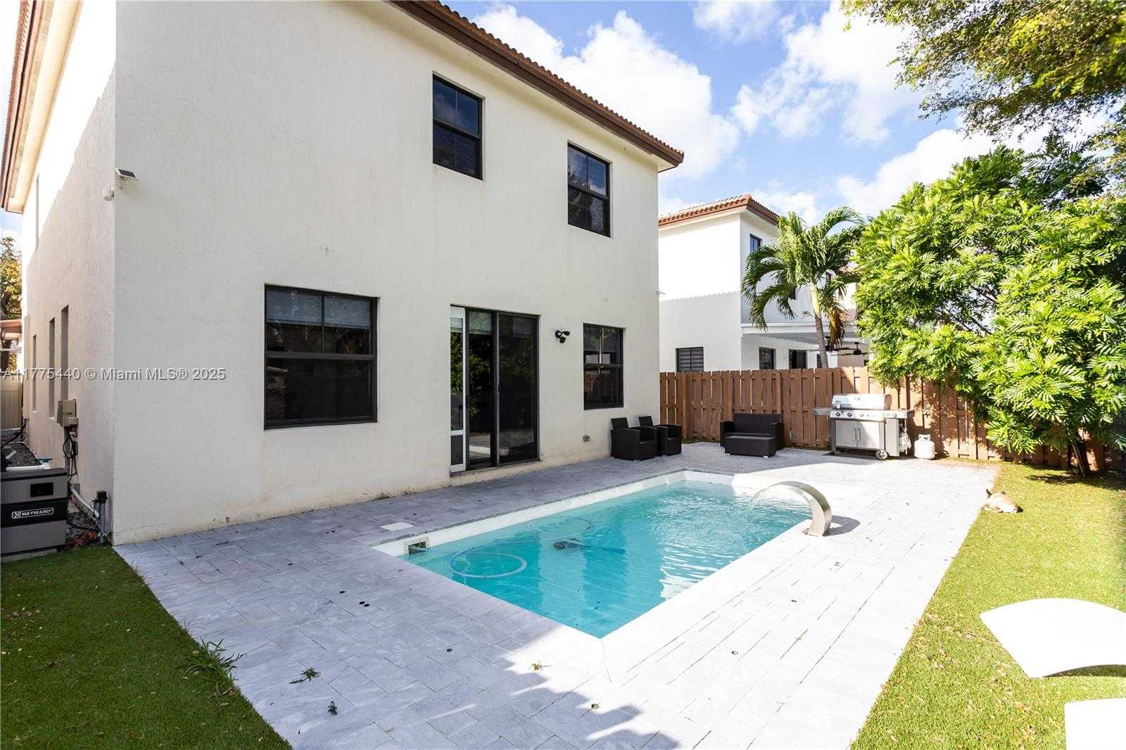 Small Image of 10013 NORTH WEST 89TH TER, Doral Number 20