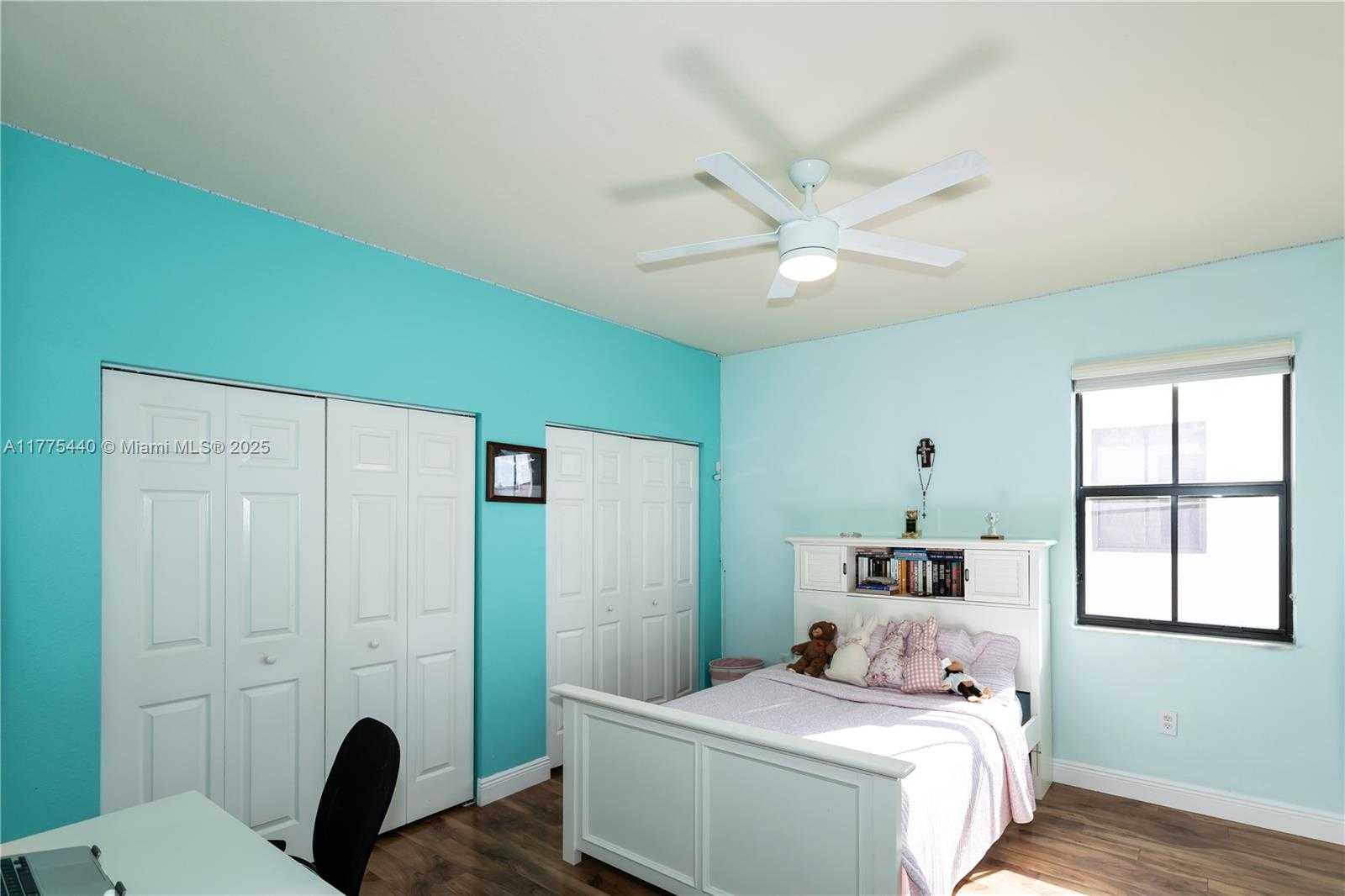 Small Image of 10013 NORTH WEST 89TH TER, Doral Number 35