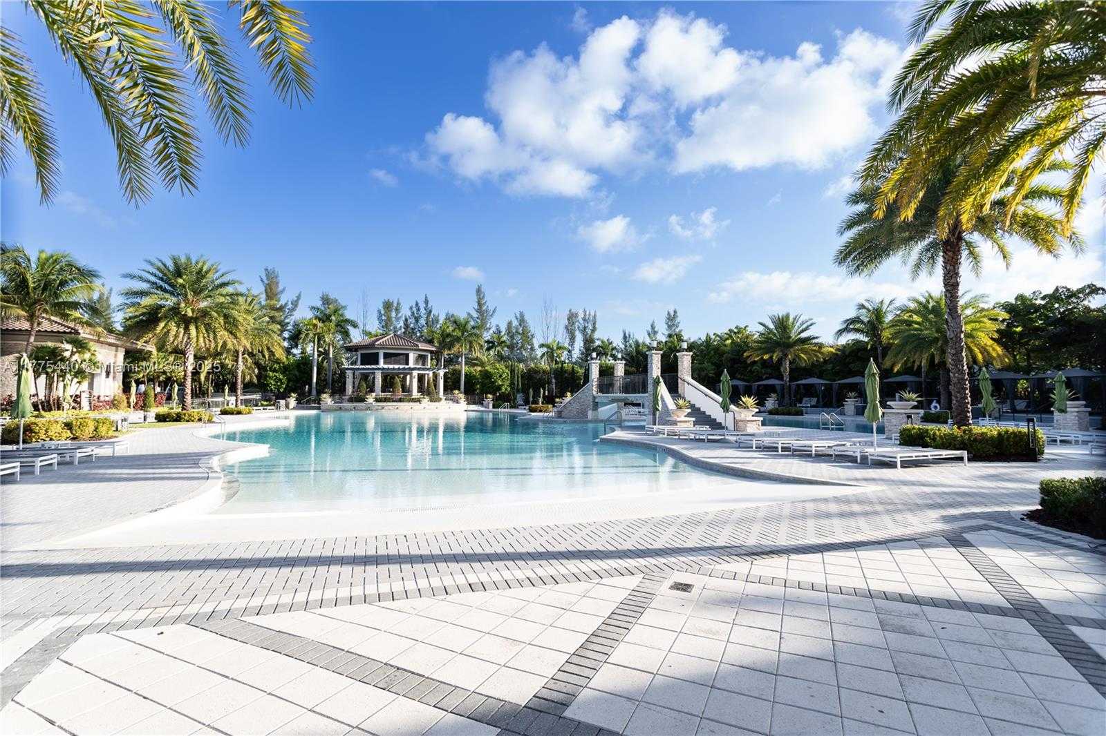 Small Image of 10013 NORTH WEST 89TH TER, Doral Number 60