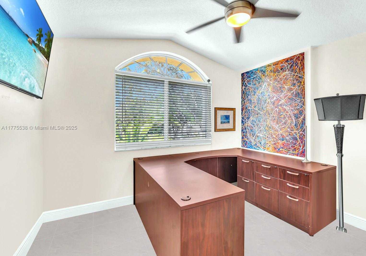 Small Image of 11210 ROCKINGHORSE RD, Cooper City Number 21