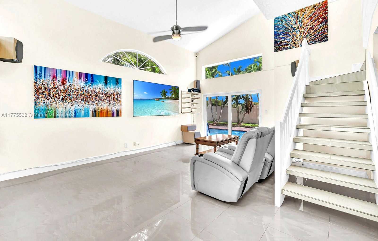 Small Image of 11210 ROCKINGHORSE RD, Cooper City Number 5