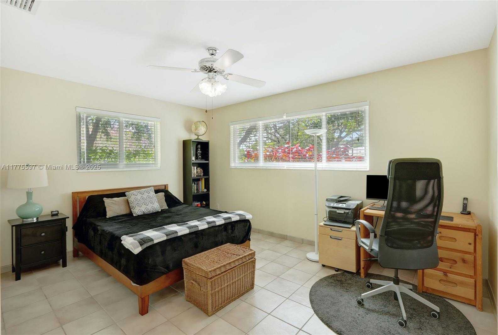 Small Image of 15023 SOUTH WEST 74TH PL, Palmetto Bay Number 19