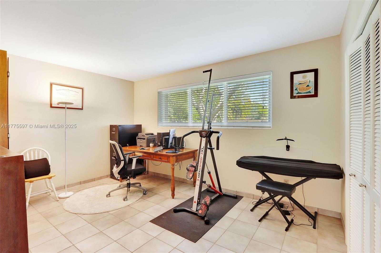 Small Image of 15023 SOUTH WEST 74TH PL, Palmetto Bay Number 25