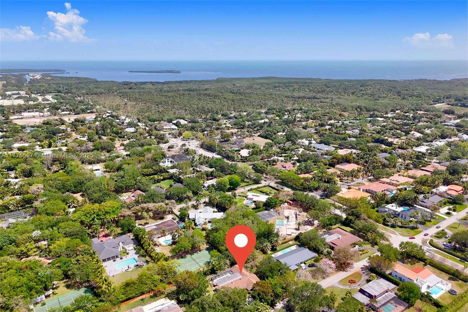 Small Image of 15023 SOUTH WEST 74TH PL, Palmetto Bay Number 45