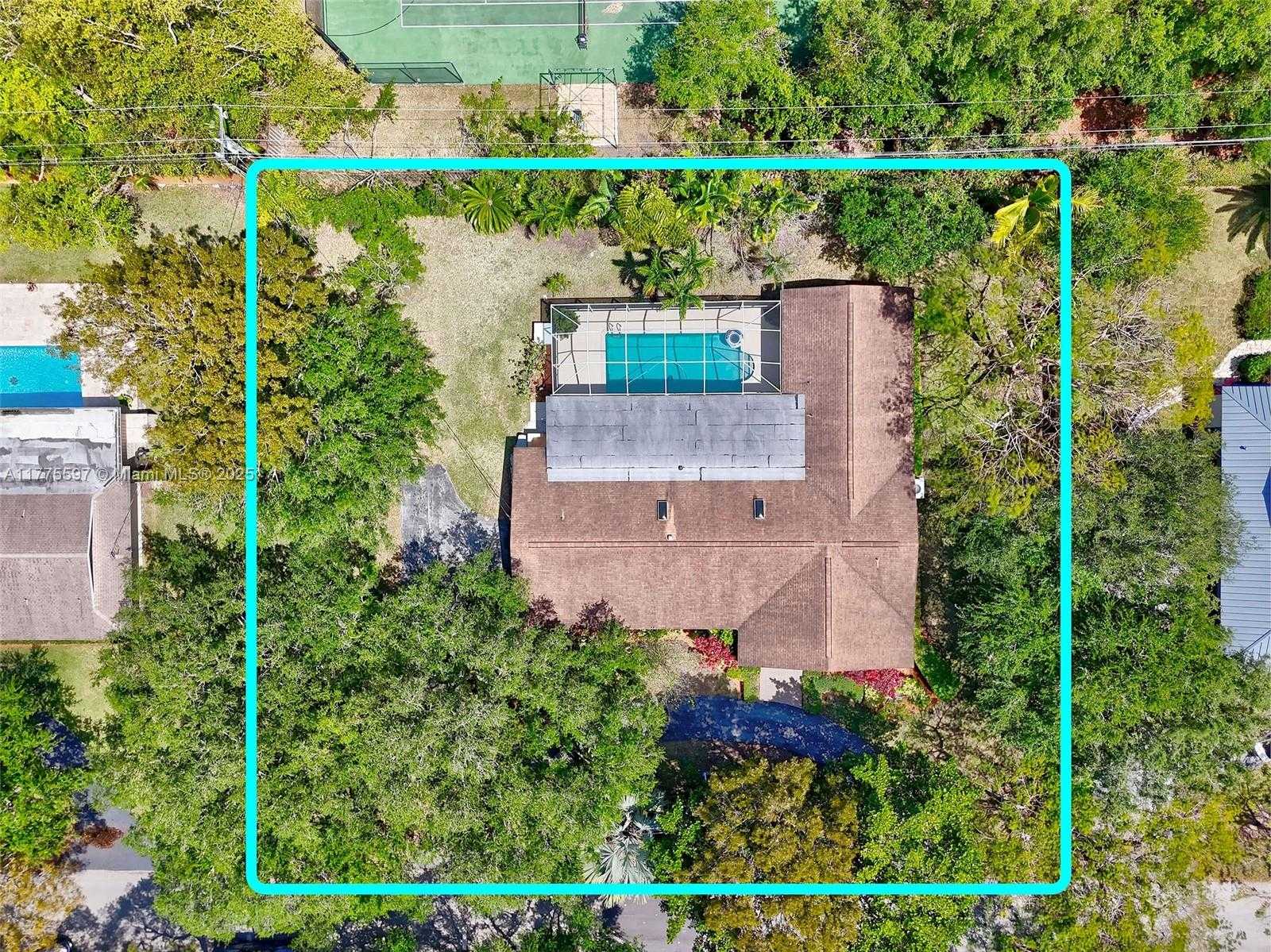Small Image of 15023 SOUTH WEST 74TH PL, Palmetto Bay Number 48