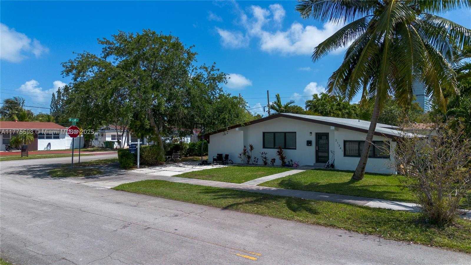 Small Image of 21341 NORTH EAST 25TH CT, Aventura Number 17