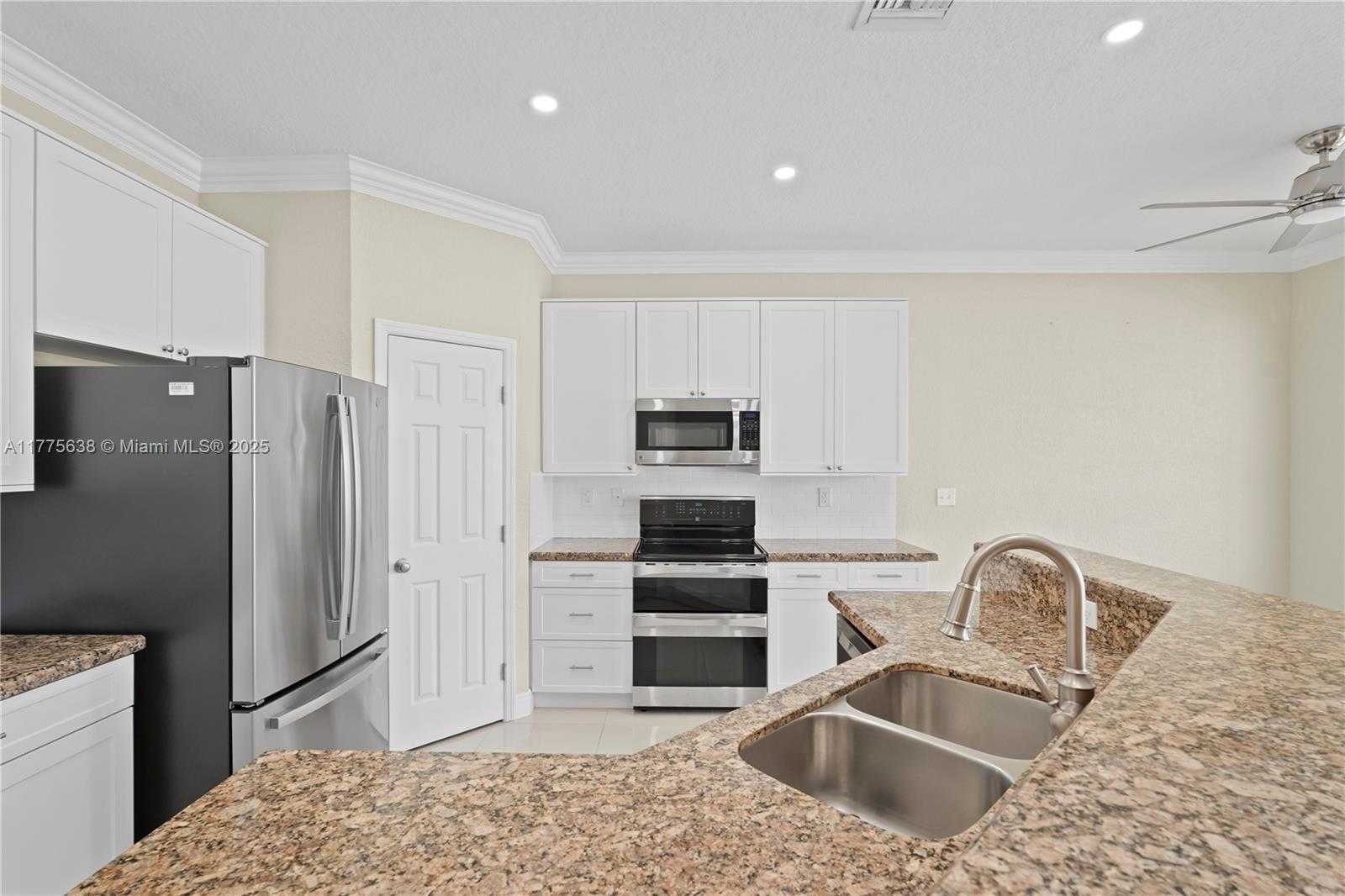 Small Image of 4475 BANYAN TRAILS DR, Coconut Creek Number 12