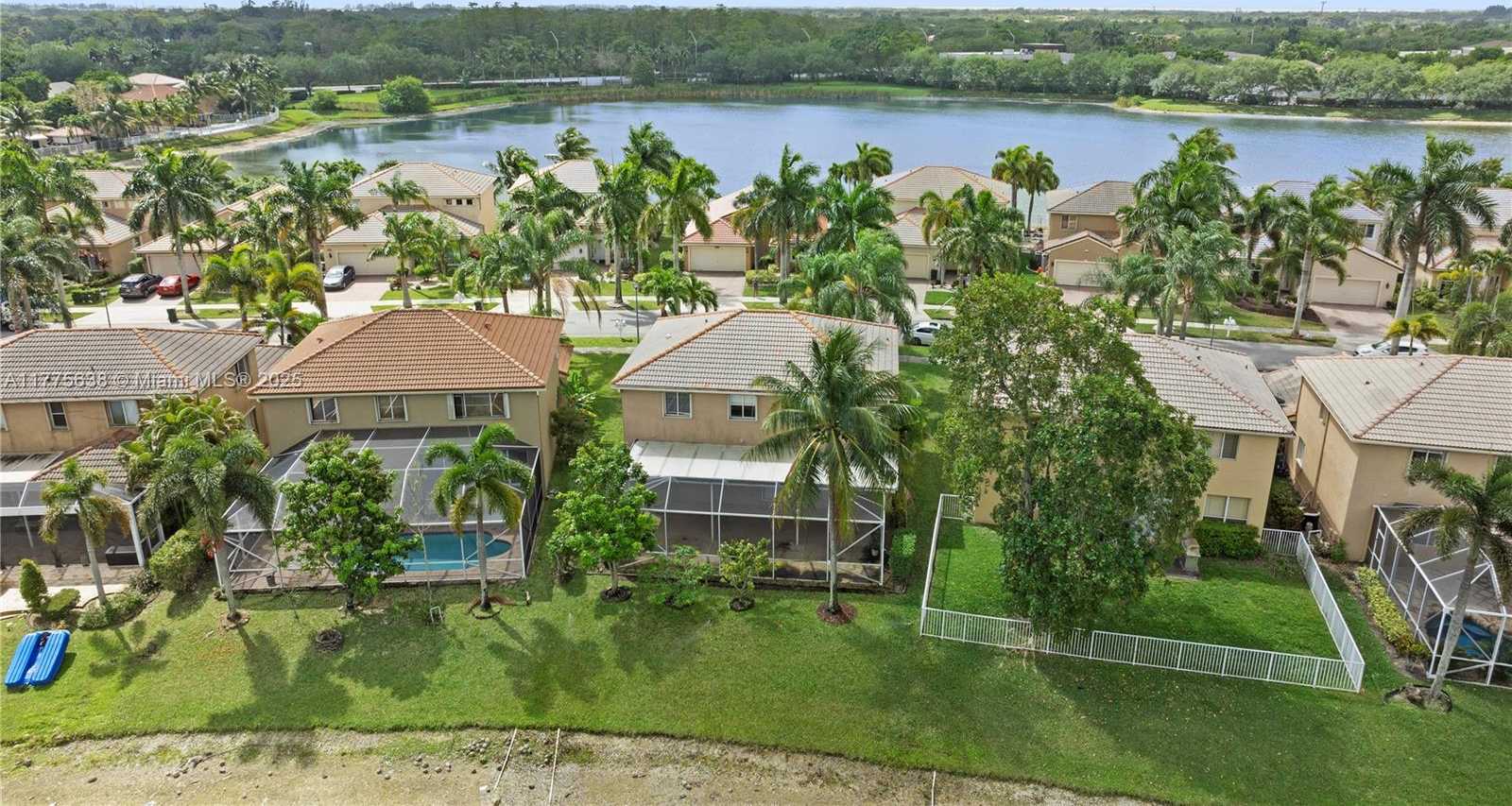 Small Image of 4475 BANYAN TRAILS DR, Coconut Creek Number 27