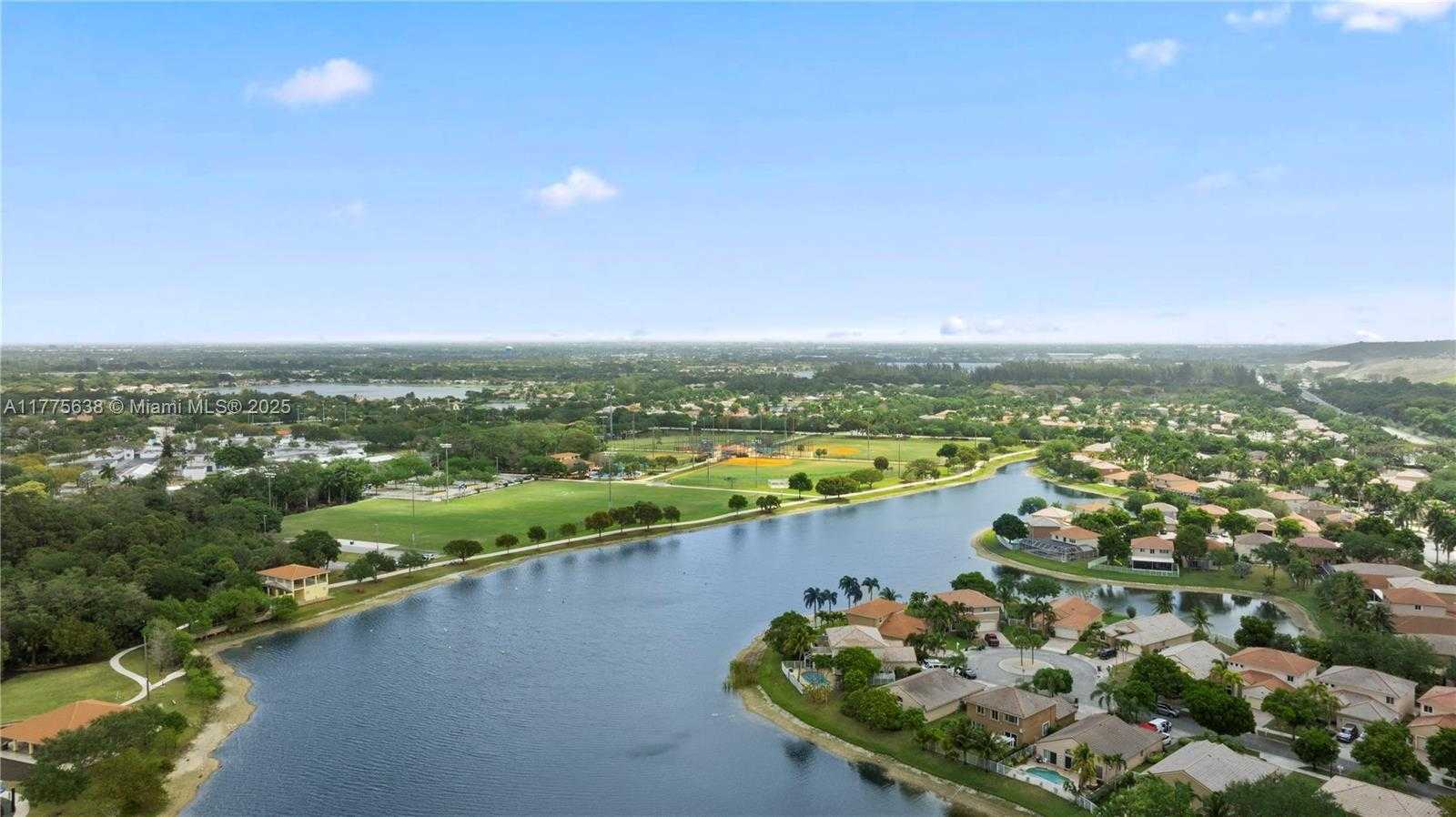 Small Image of 4475 BANYAN TRAILS DR, Coconut Creek Number 7