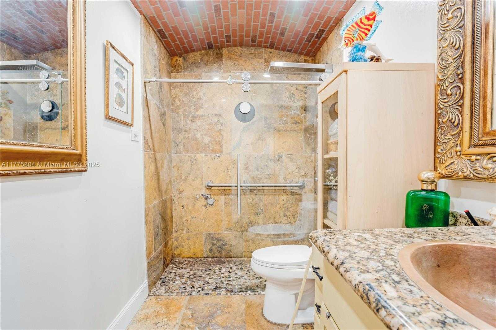 Small Image of 19341 HOLIDAY RD, Cutler Bay Number 24
