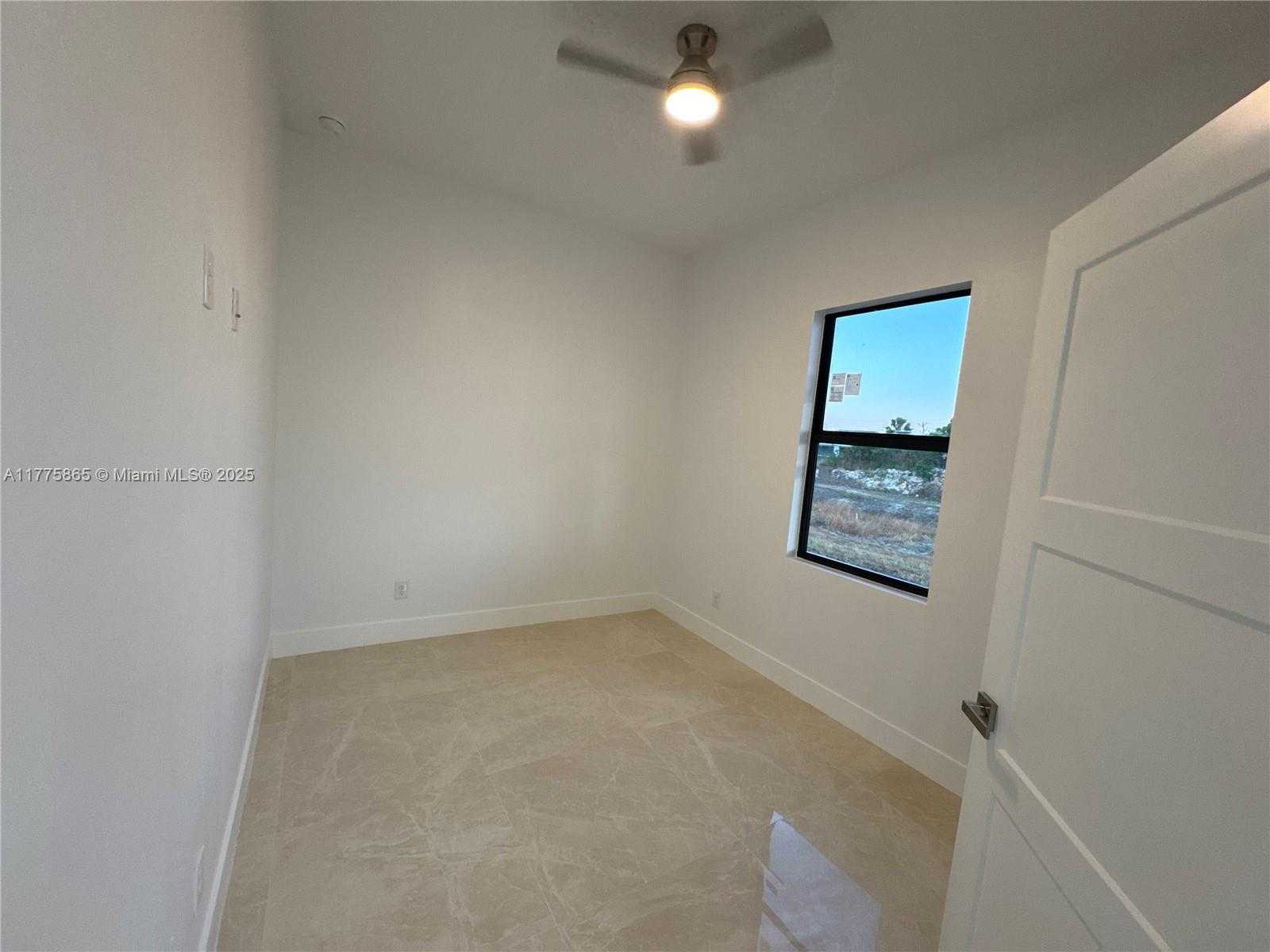 Small Image of 2610 20TH WEST, Other City - In The State Of Florida Number 38
