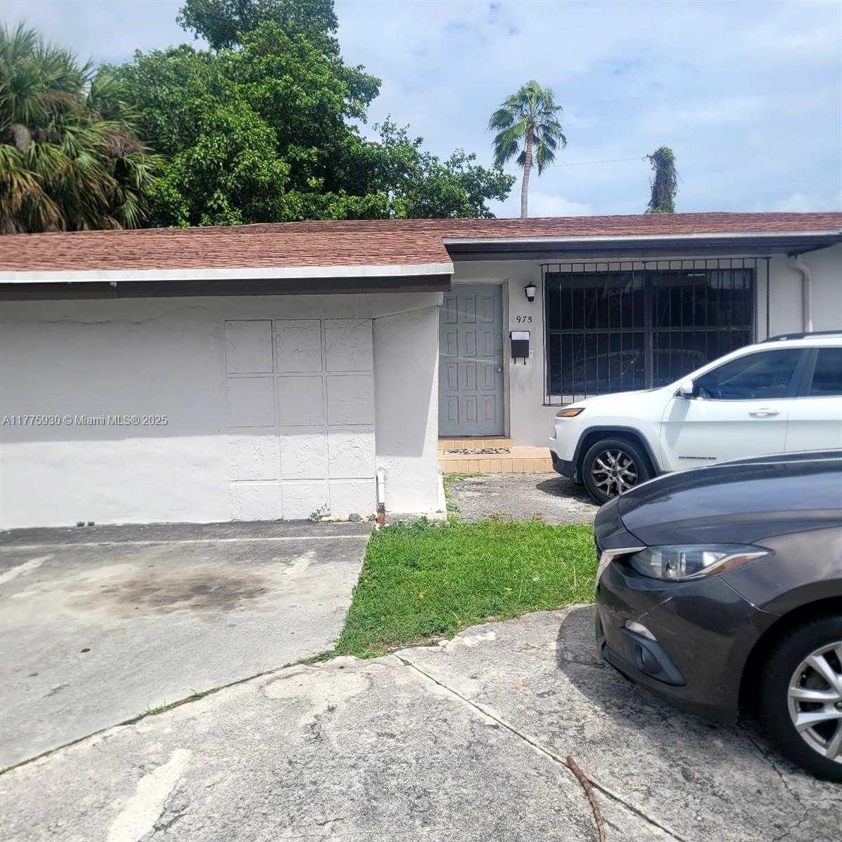 Small Image of 975 NORTH EAST 135TH ST, North Miami Number 3