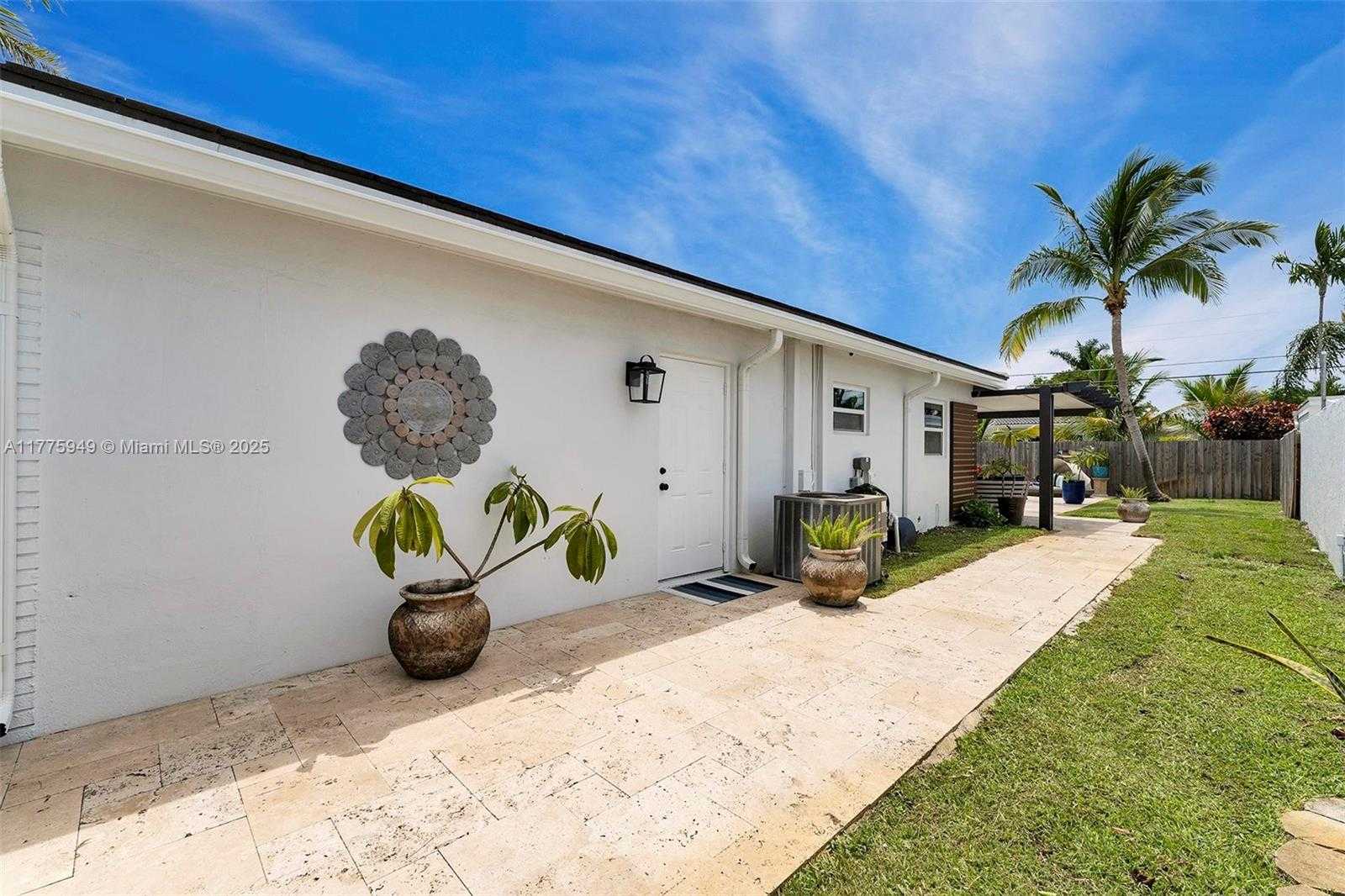 Small Image of 4421 NORTH EAST 16TH AVE, Oakland Park Number 27