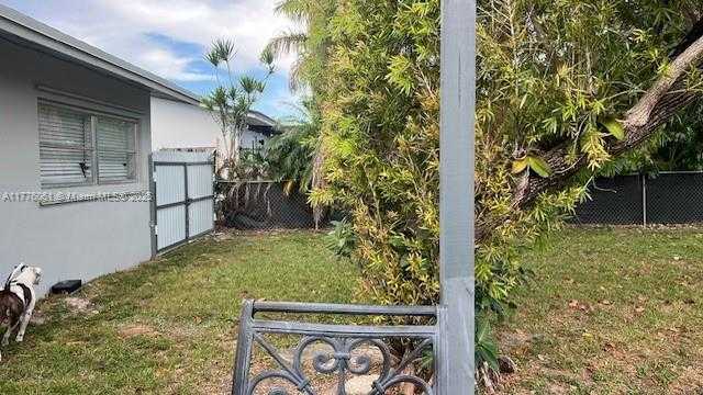 Small Image of 9380 SOUTH WEST 179TH TER, Palmetto Bay Number 18