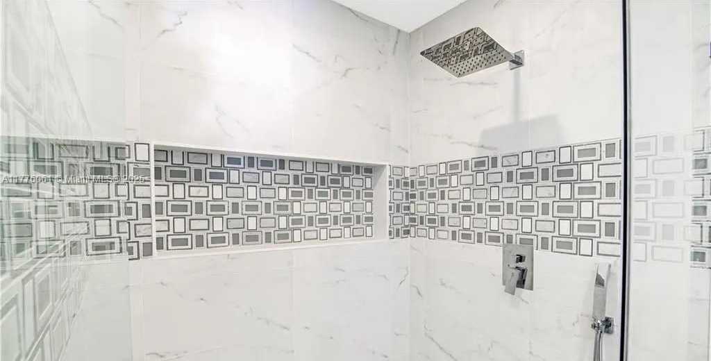 Small Image of 9380 SOUTH WEST 179TH TER, Palmetto Bay Number 28