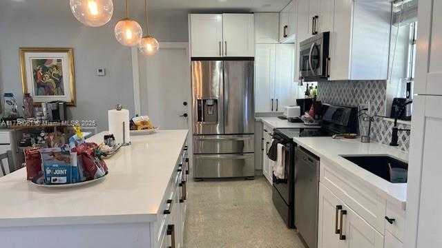Small Image of 9380 SOUTH WEST 179TH TER, Palmetto Bay Number 4