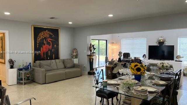 Small Image of 9380 SOUTH WEST 179TH TER, Palmetto Bay Number 7
