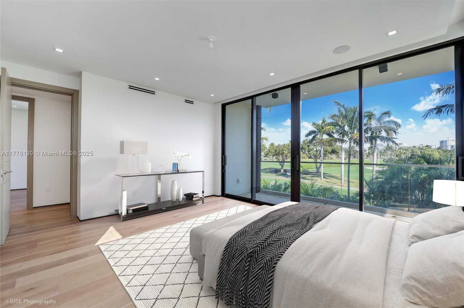 Small Image of 5825 ALTON RD, Miami Beach Number 9