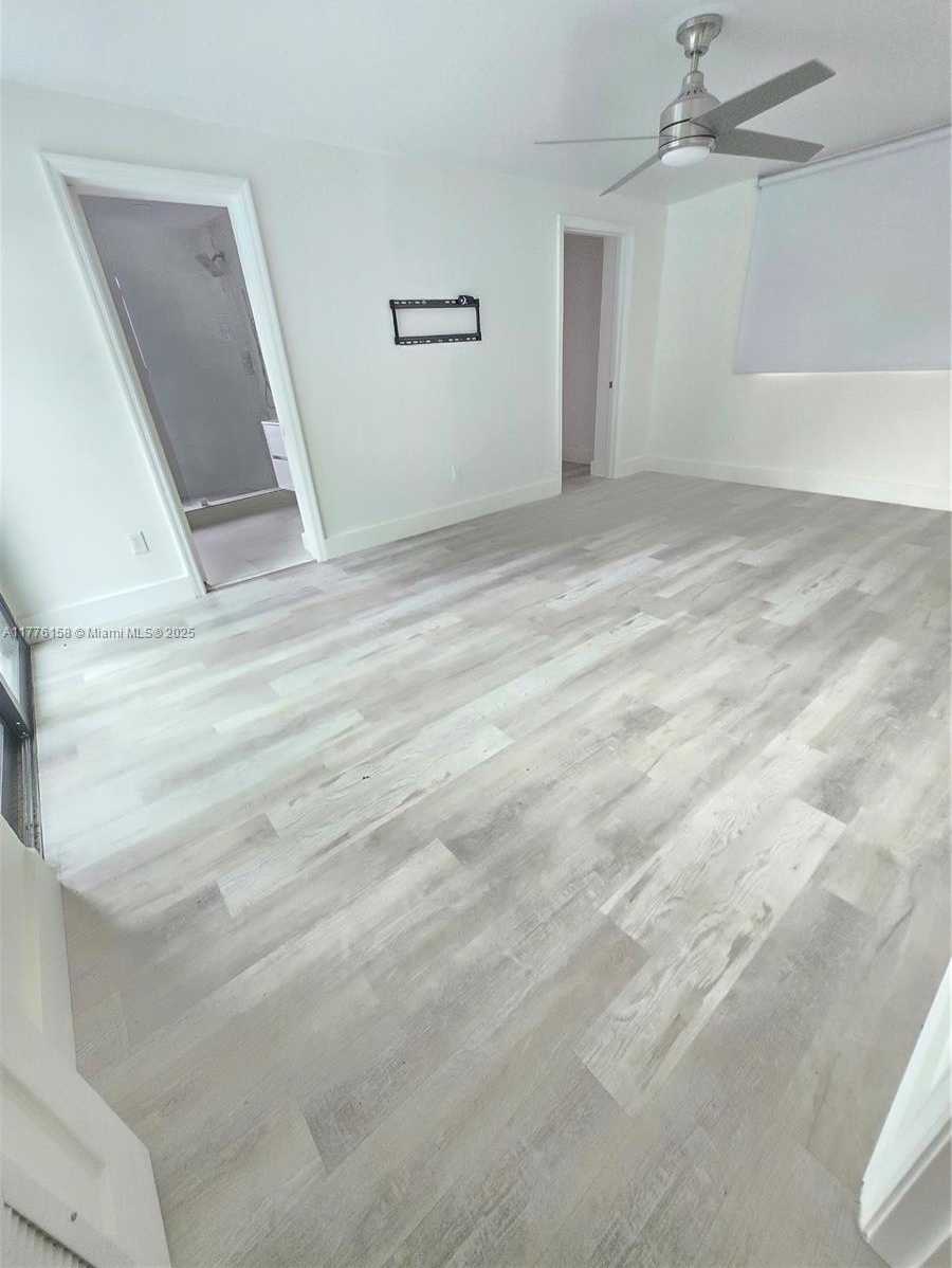 Small Image of 5101 SOUTH WEST 6TH CT, Margate Number 12
