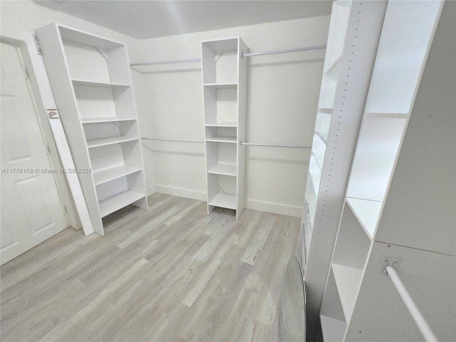 Small Image of 5101 SOUTH WEST 6TH CT, Margate Number 16