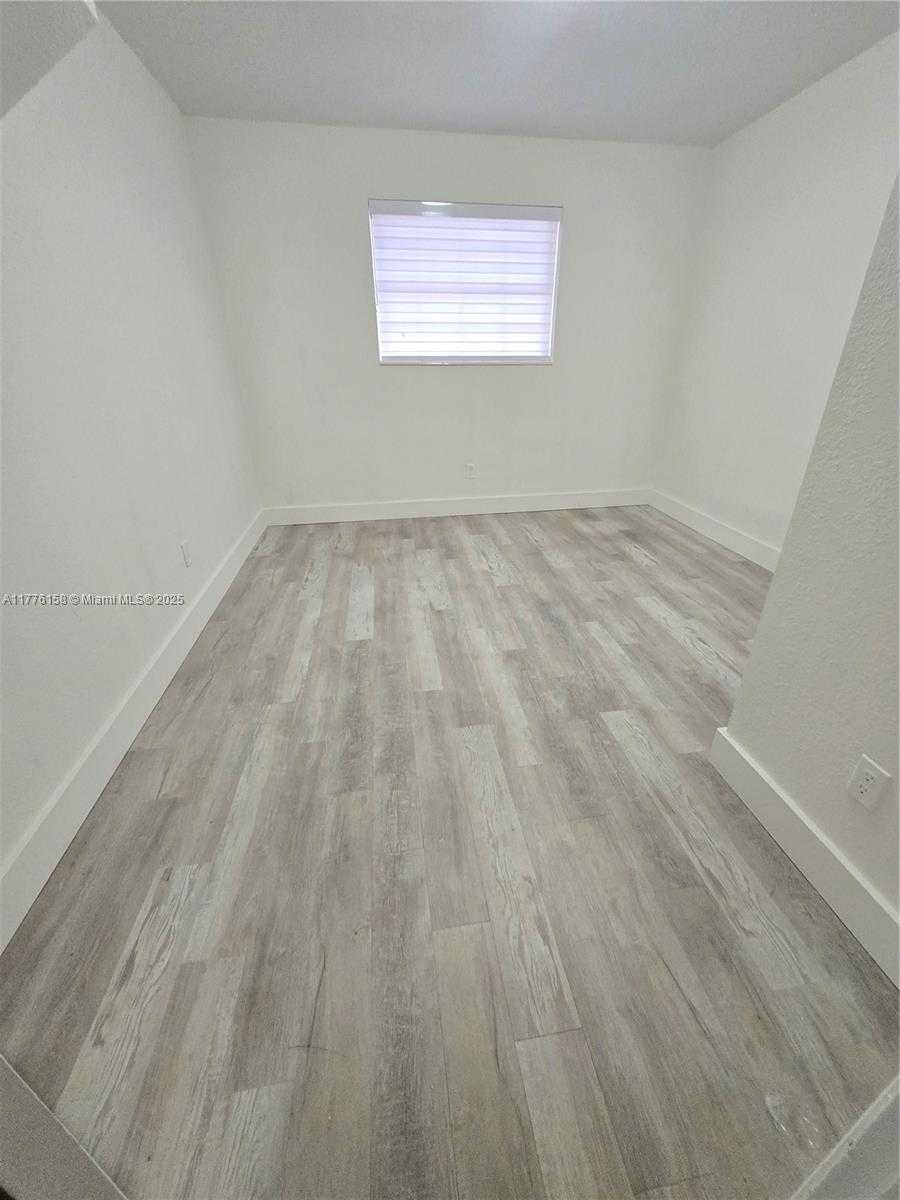 Small Image of 5101 SOUTH WEST 6TH CT, Margate Number 18