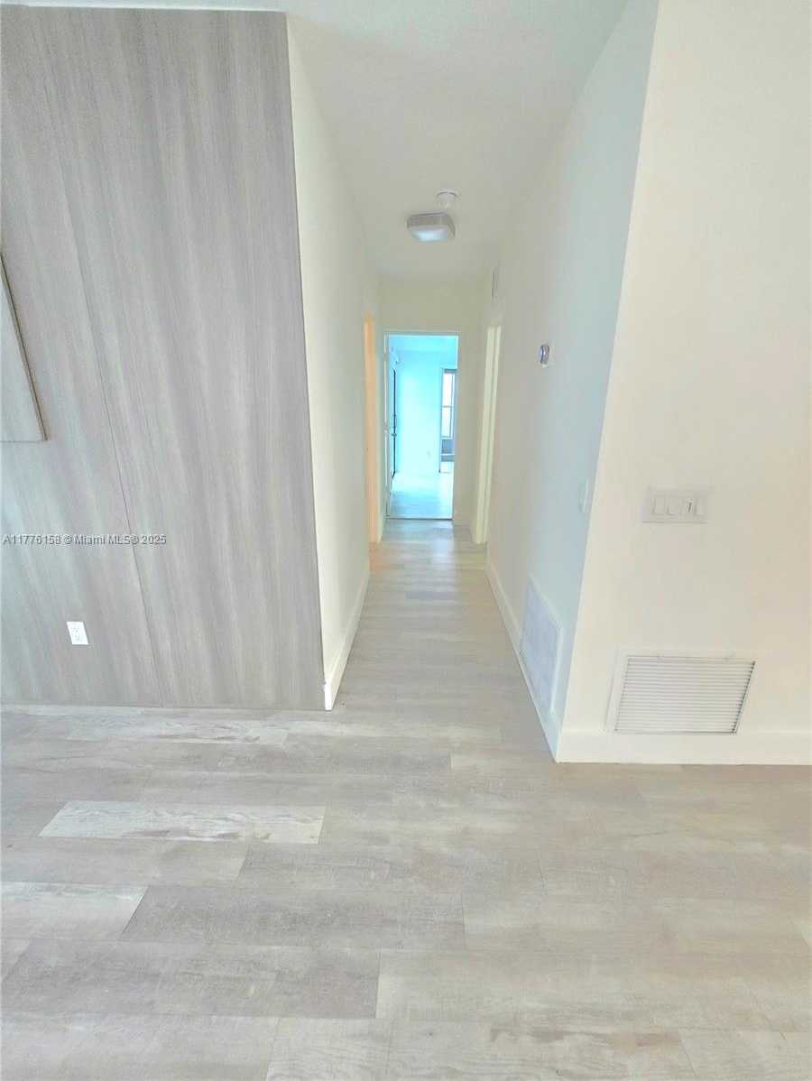 Small Image of 5101 SOUTH WEST 6TH CT, Margate Number 22