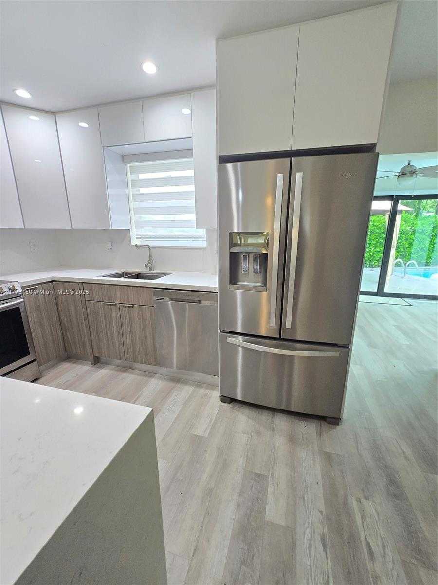 Small Image of 5101 SOUTH WEST 6TH CT, Margate Number 8