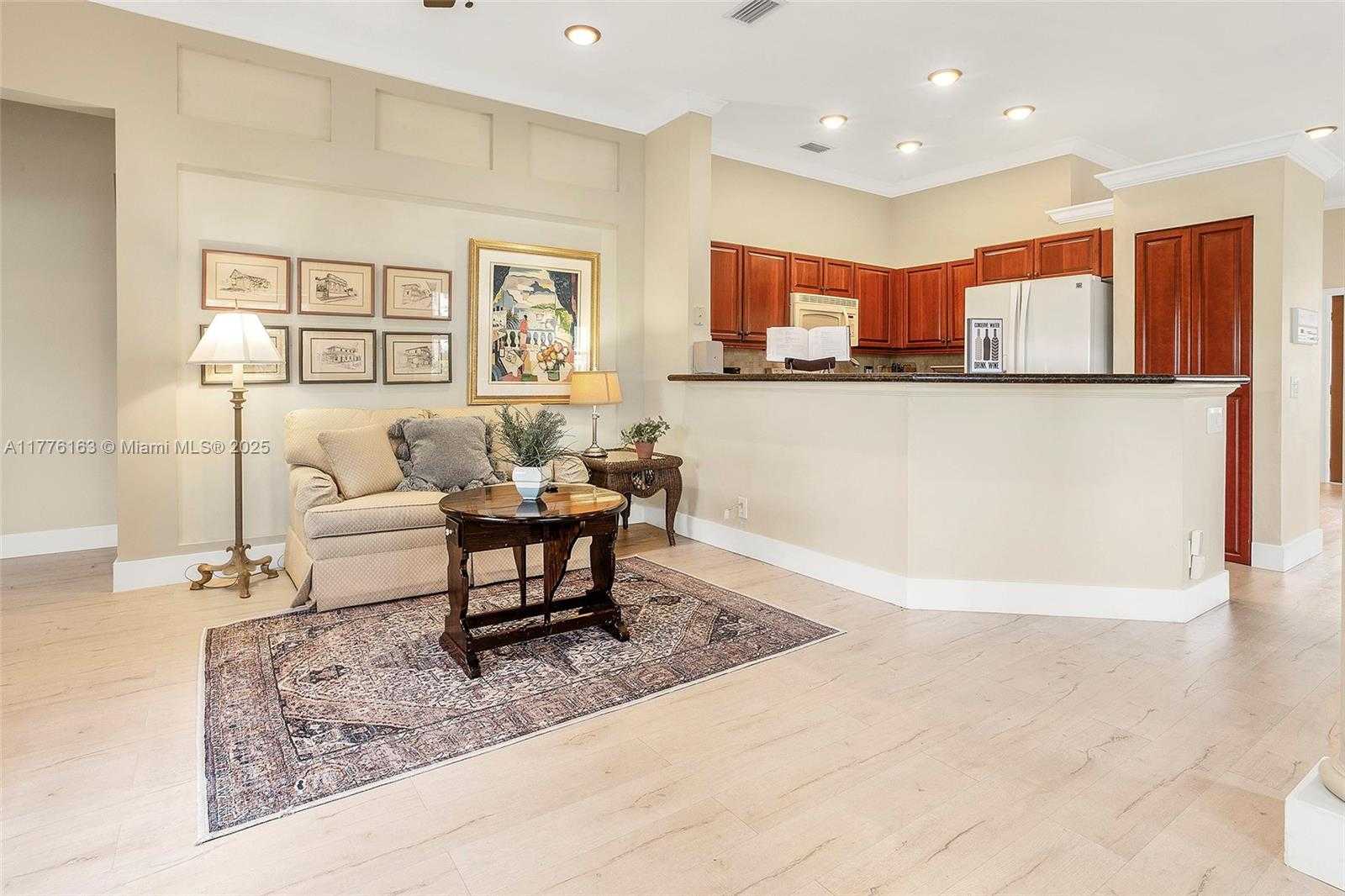 Small Image of 845 VISTA MEADOWS DR, Weston Number 15