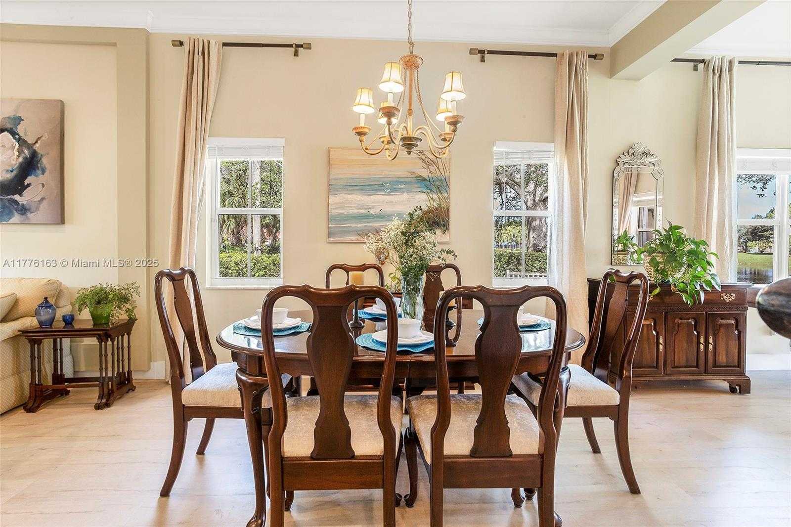 Small Image of 845 VISTA MEADOWS DR, Weston Number 23